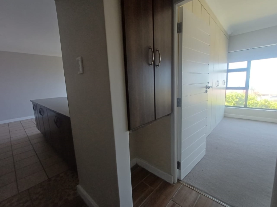 To Let 3 Bedroom Property for Rent in Dana Bay Western Cape